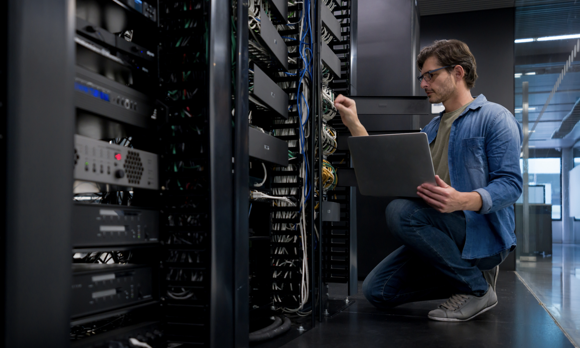 MARA's Texas power deal unlocks 2 GW of capacity by 2028 and drives shares up 13%. See why $MARA is betting on power for Bitcoin mining and AI growth.
