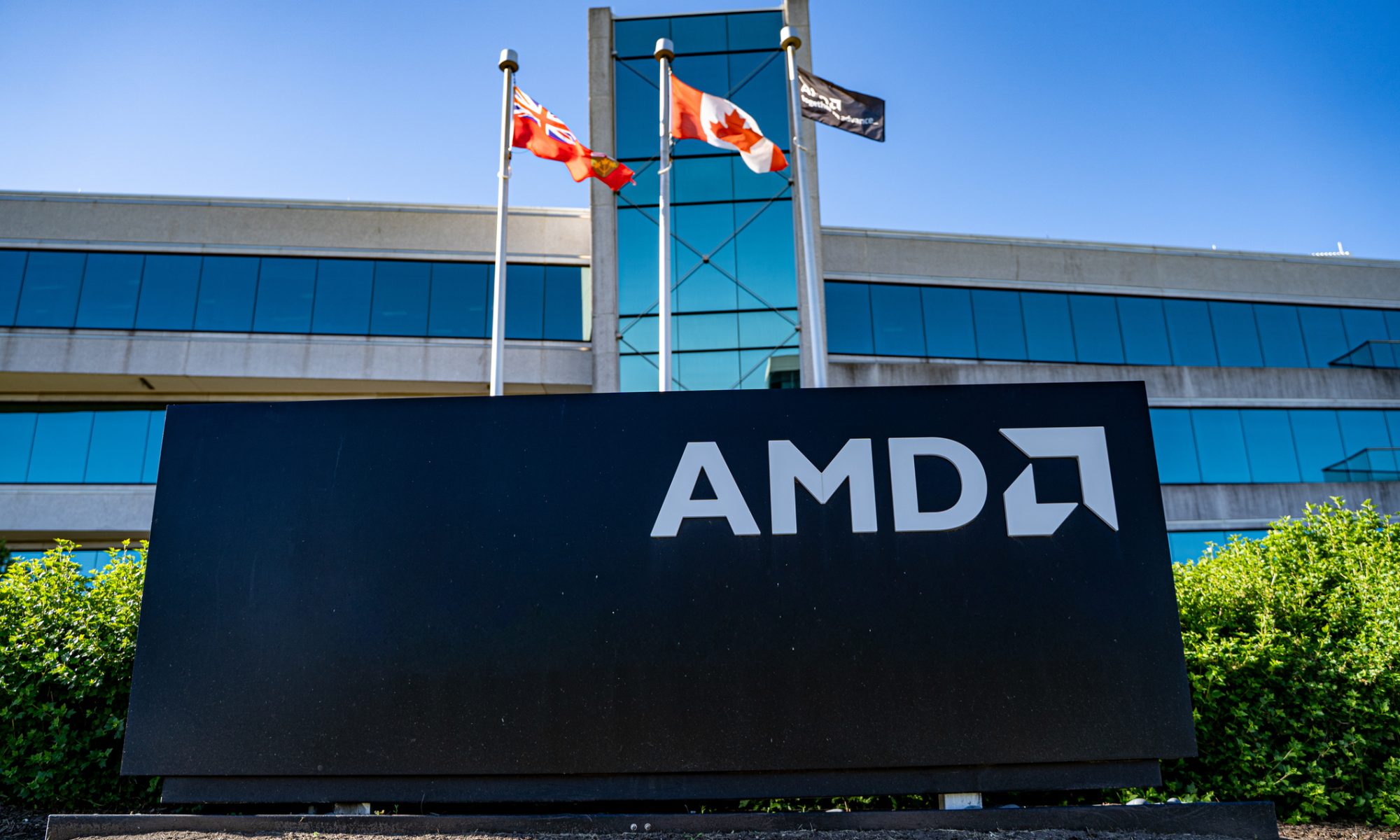 AMD Q2 earnings beat Wall Street with revenue up 50% to $11.54B, yet the stock fell ~8.5% as results missed elevated expectations. Data center soared, gaming slumped.