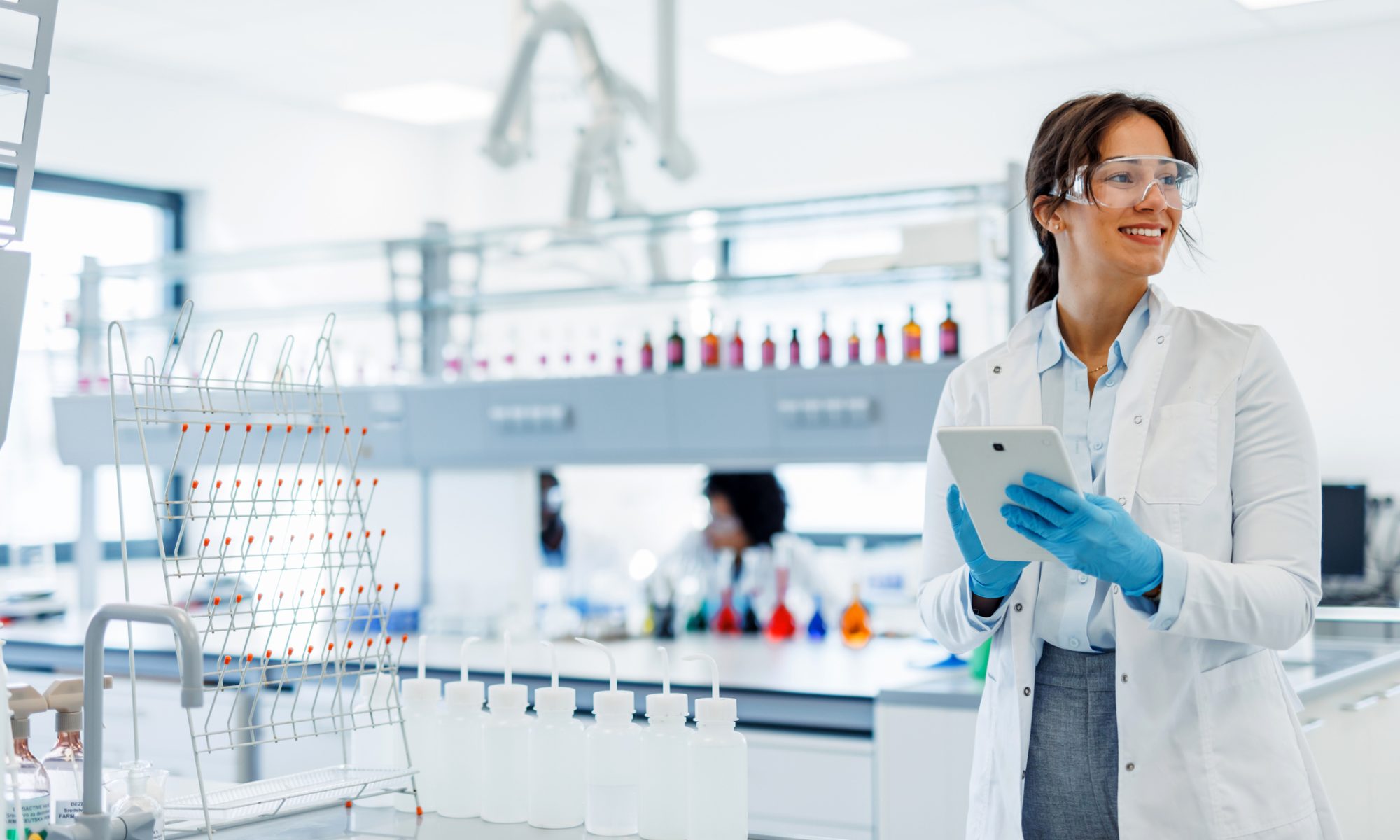 bioAffinity Technologies (NASDAQ: BIAF) shares jumped 31% as CyPath Lung sales doubled through Q3 2026 and Japan allowed a new AI-algorithm patent.