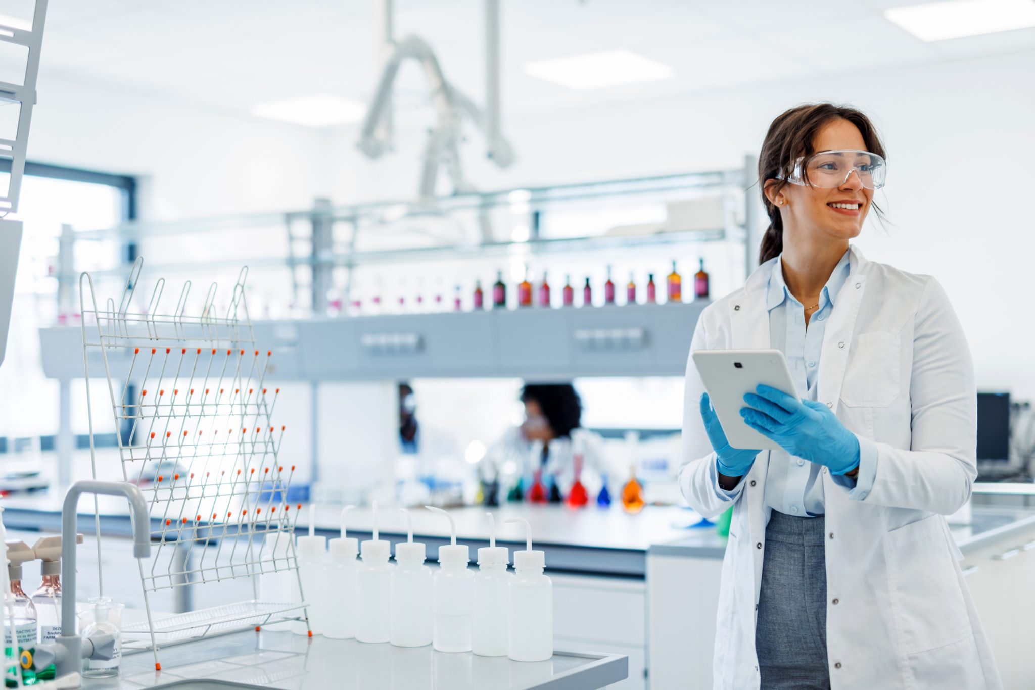 bioAffinity Technologies (NASDAQ: BIAF) shares jumped 31% as CyPath Lung sales doubled through Q3 2026 and Japan allowed a new AI-algorithm patent.